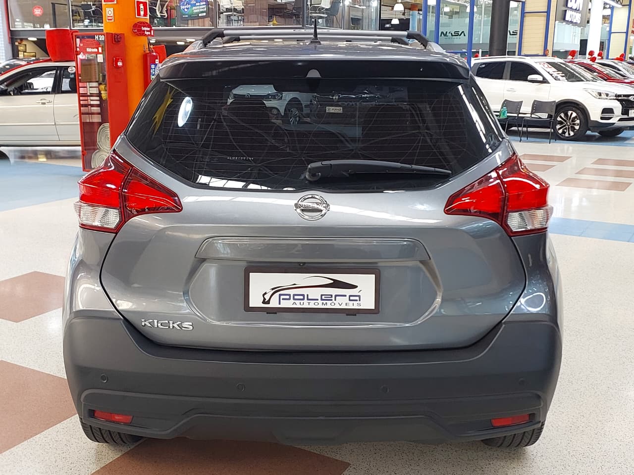 NISSAN KICKS