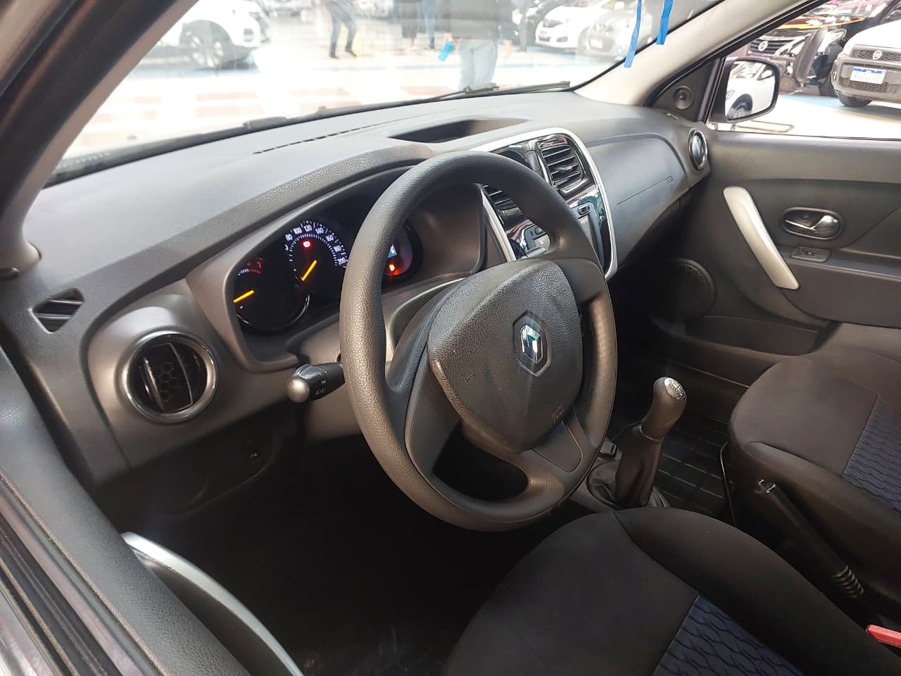 RENAULT SANDERO
