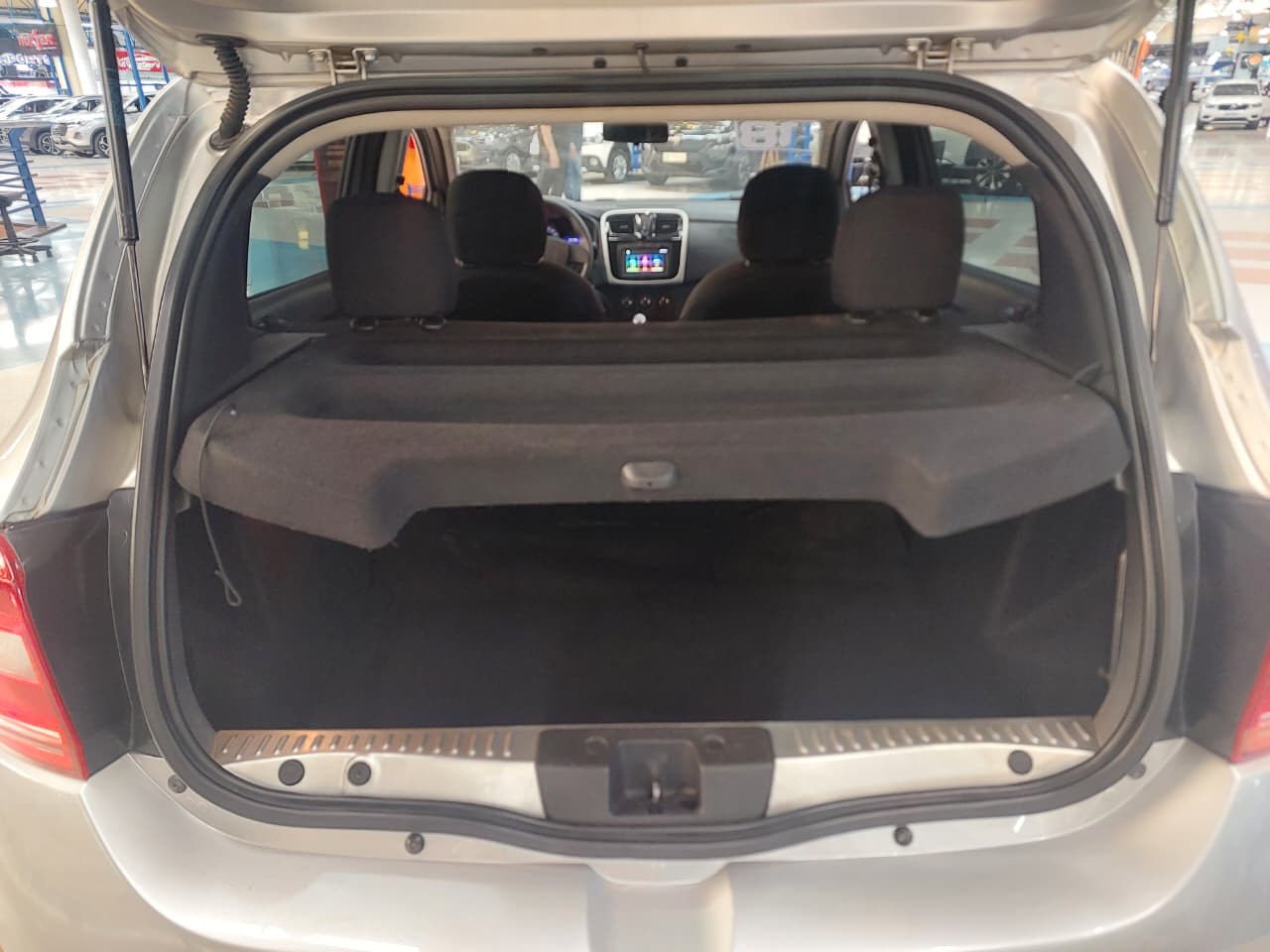 RENAULT SANDERO