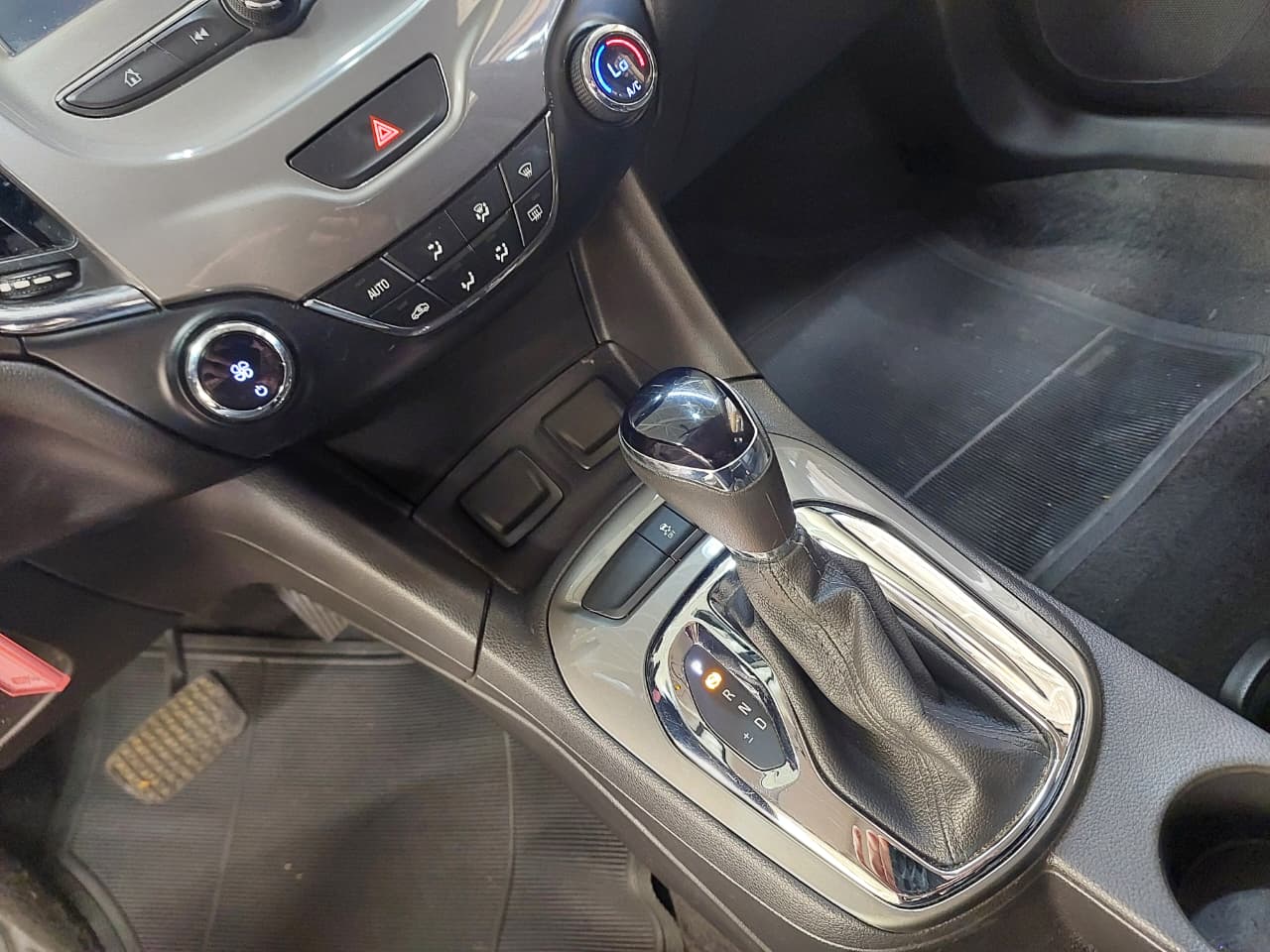 CHEVROLET CRUZE