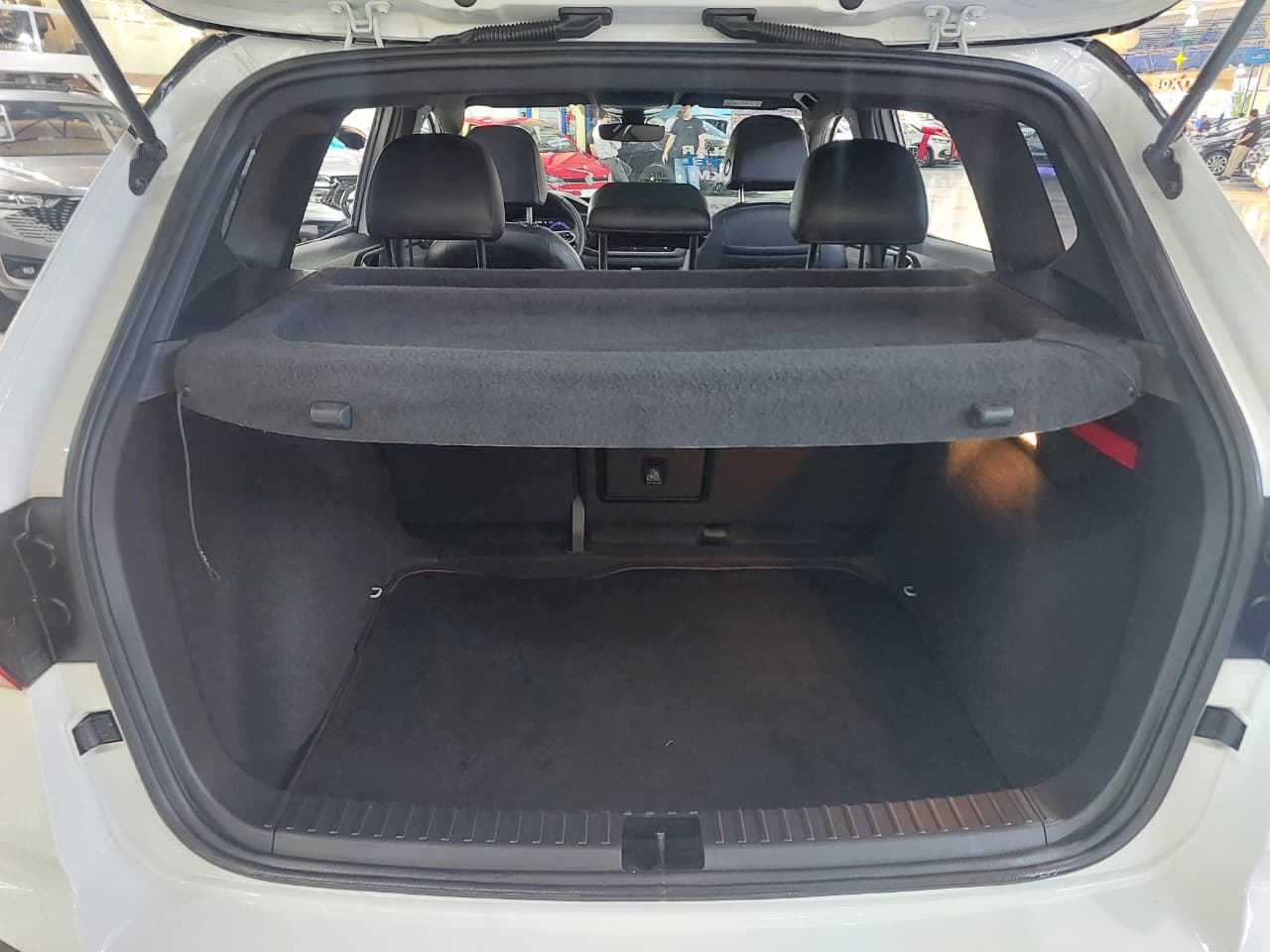 VOLKSWAGEN TAOS