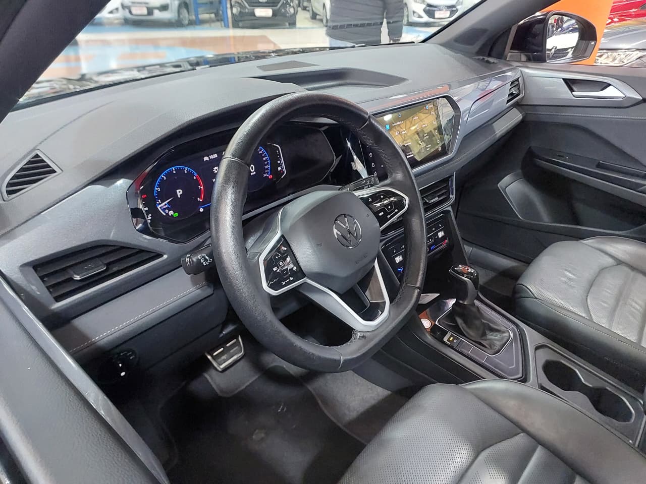 VOLKSWAGEN TAOS