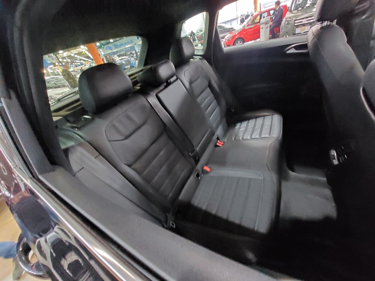 VOLKSWAGEN TAOS
