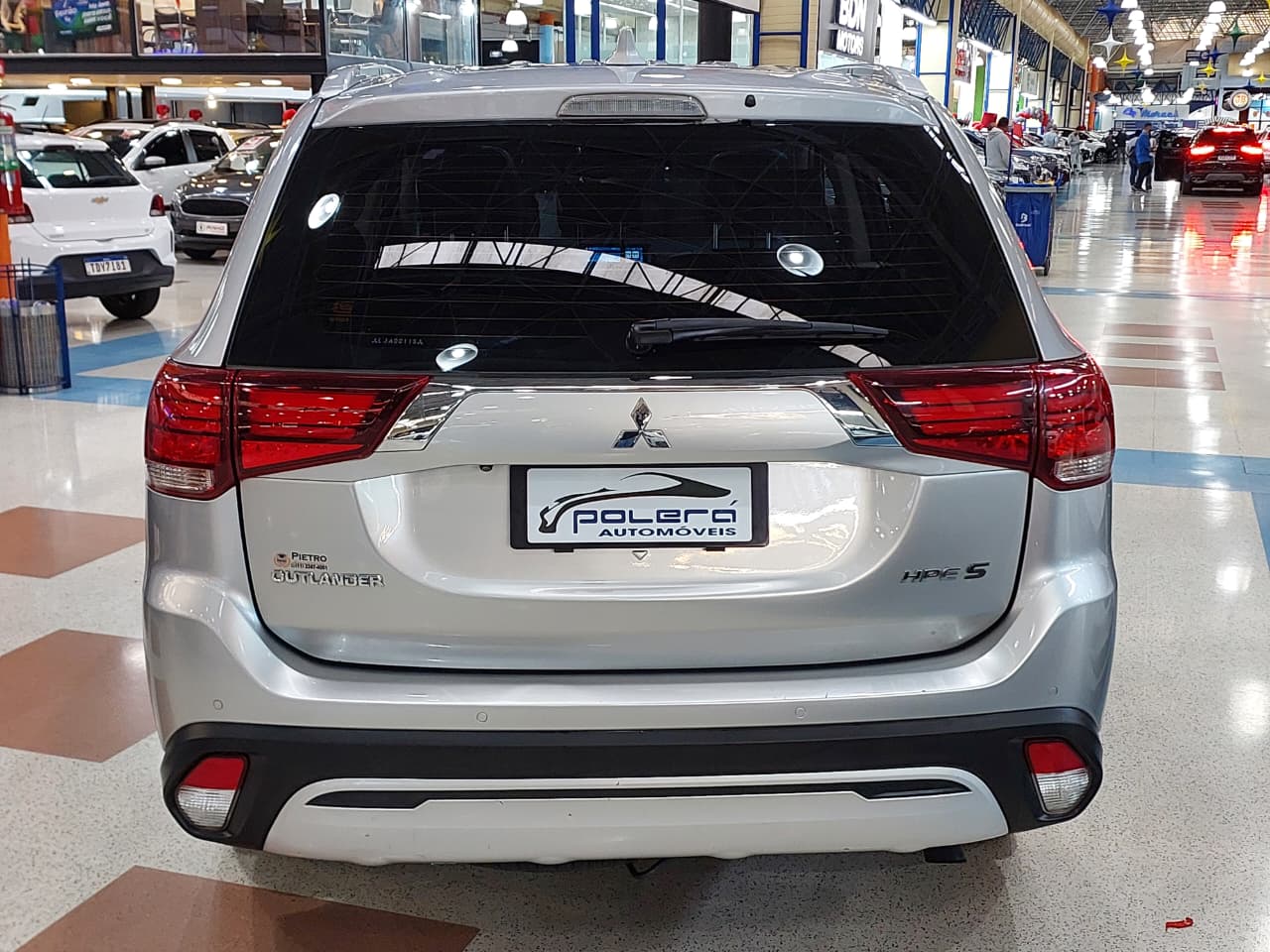 MITSUBISHI OUTLANDER