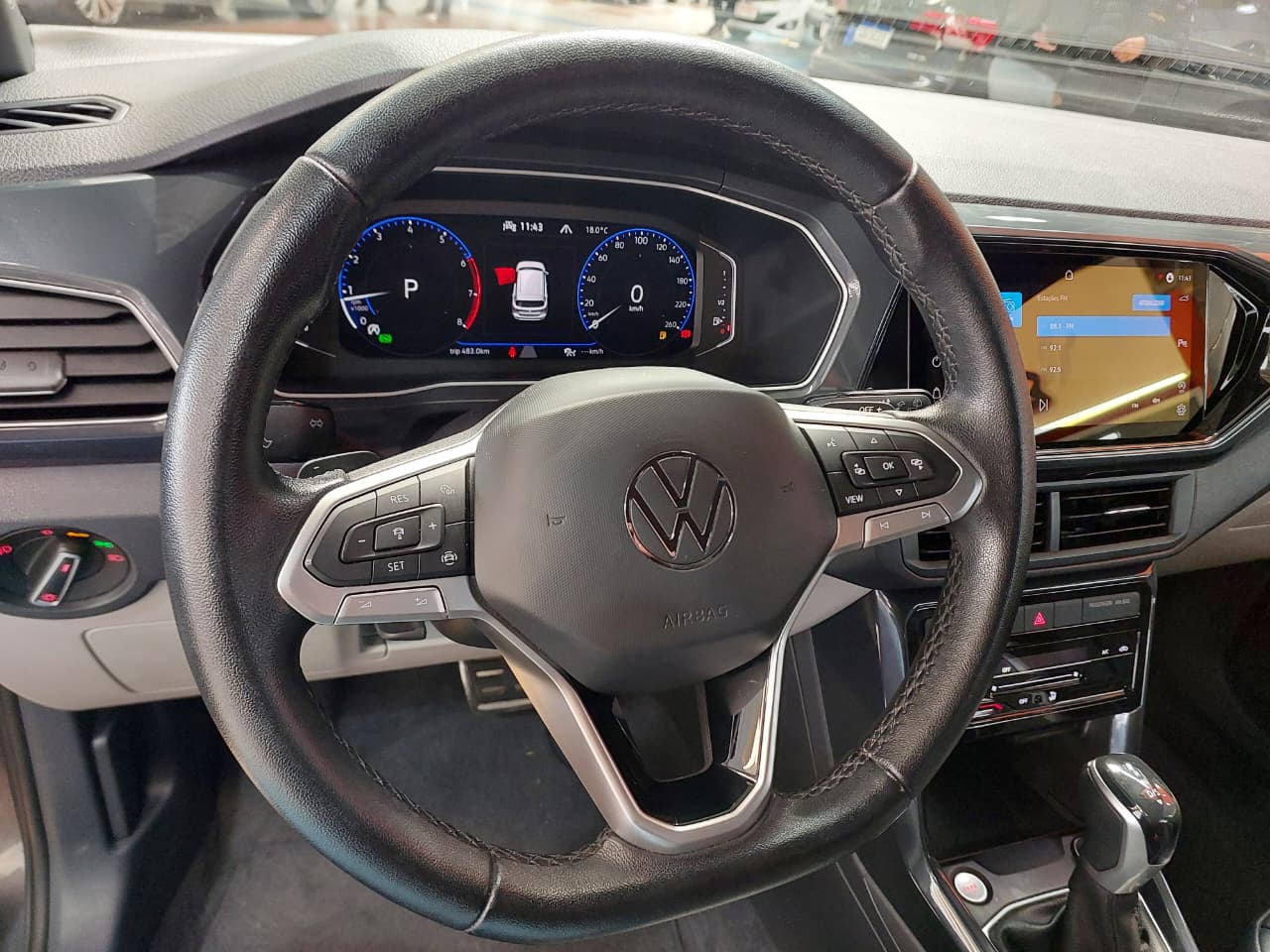 VOLKSWAGEN T-CROSS
