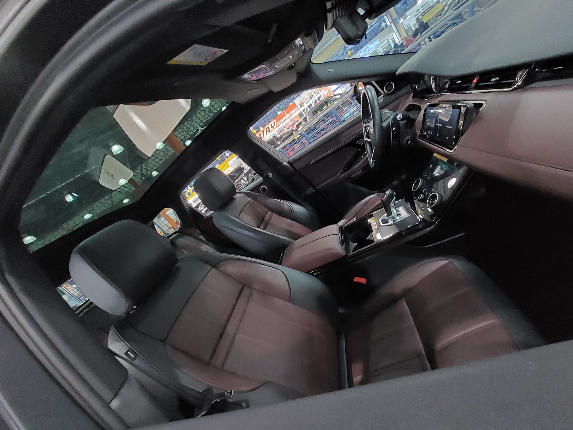 LAND ROVER RANGE ROVER EVOQUE