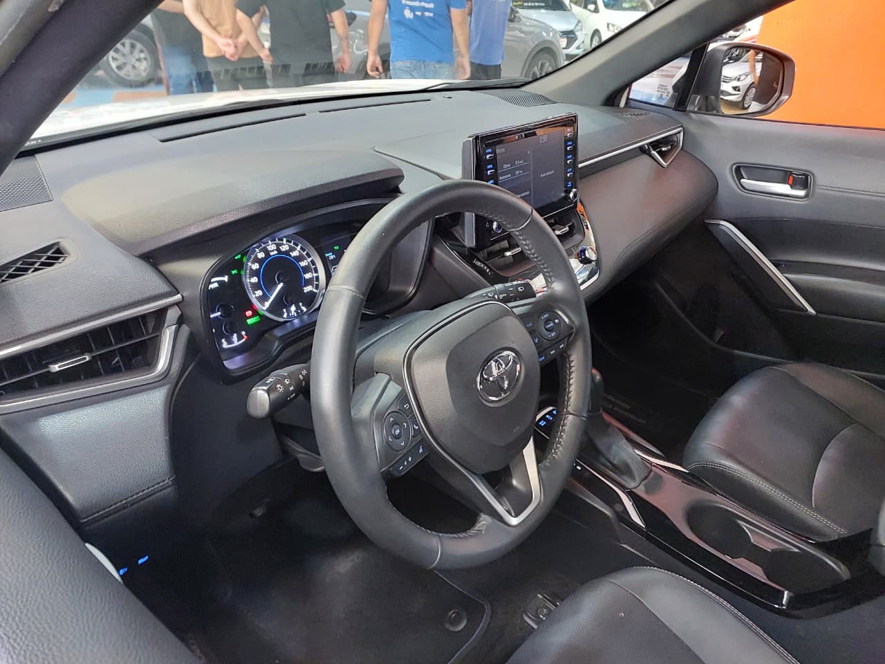 TOYOTA COROLLA CROSS