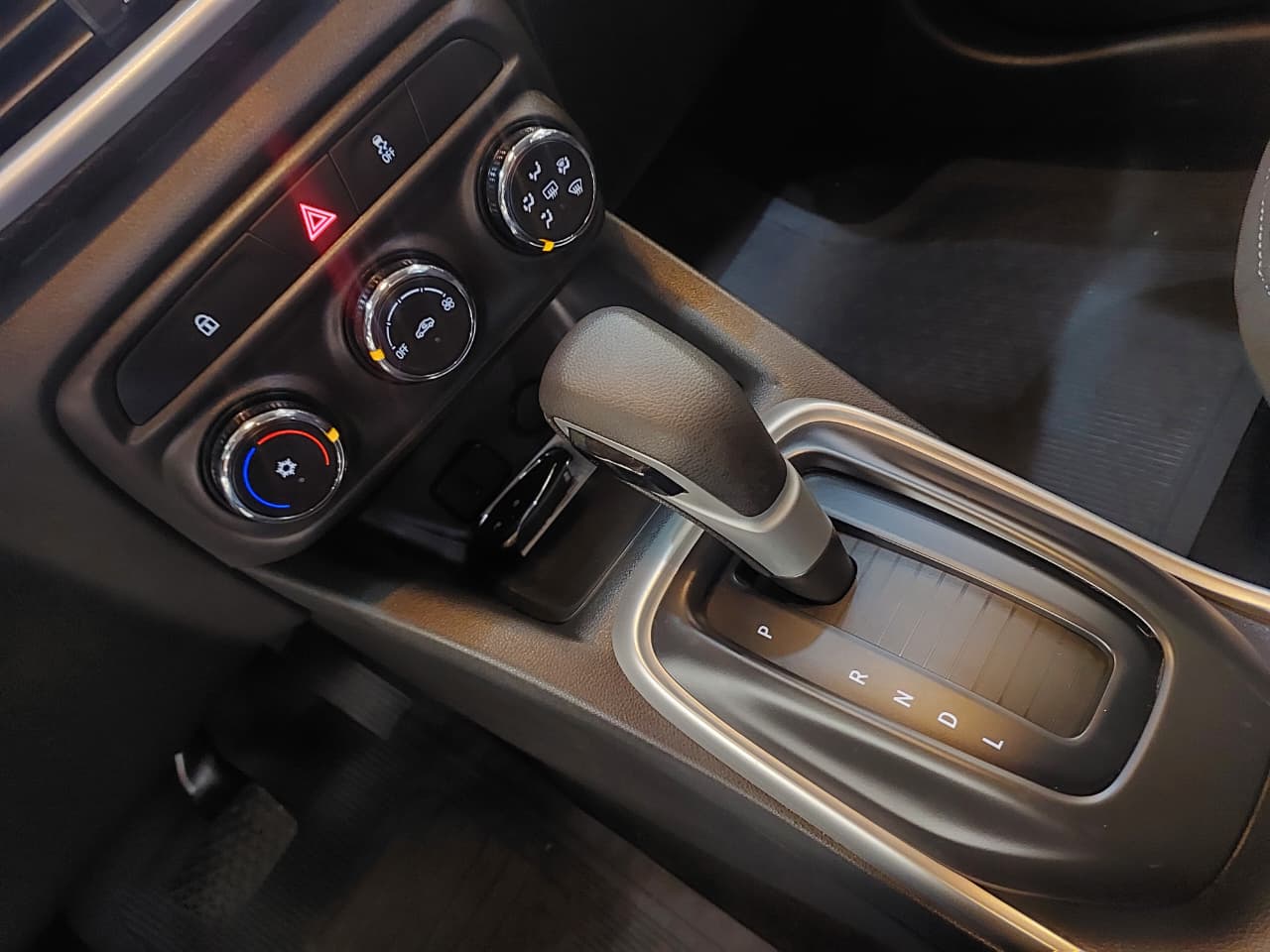 CHEVROLET TRACKER