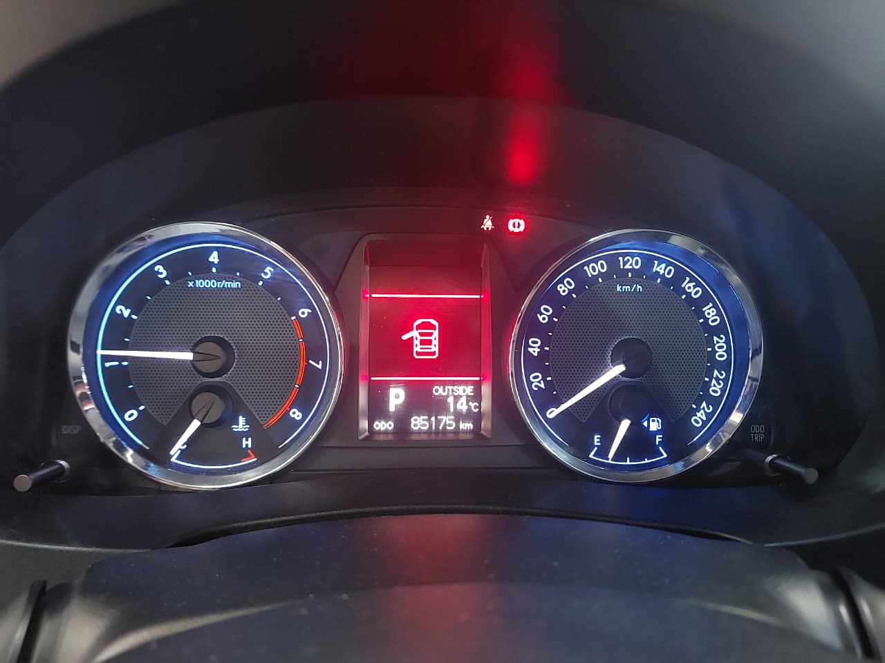 TOYOTA COROLLA