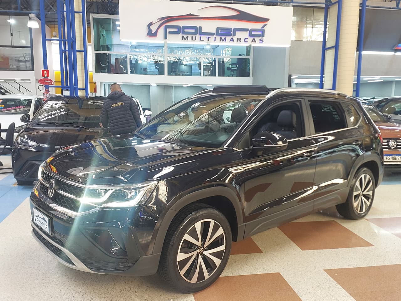 VOLKSWAGEN TAOS