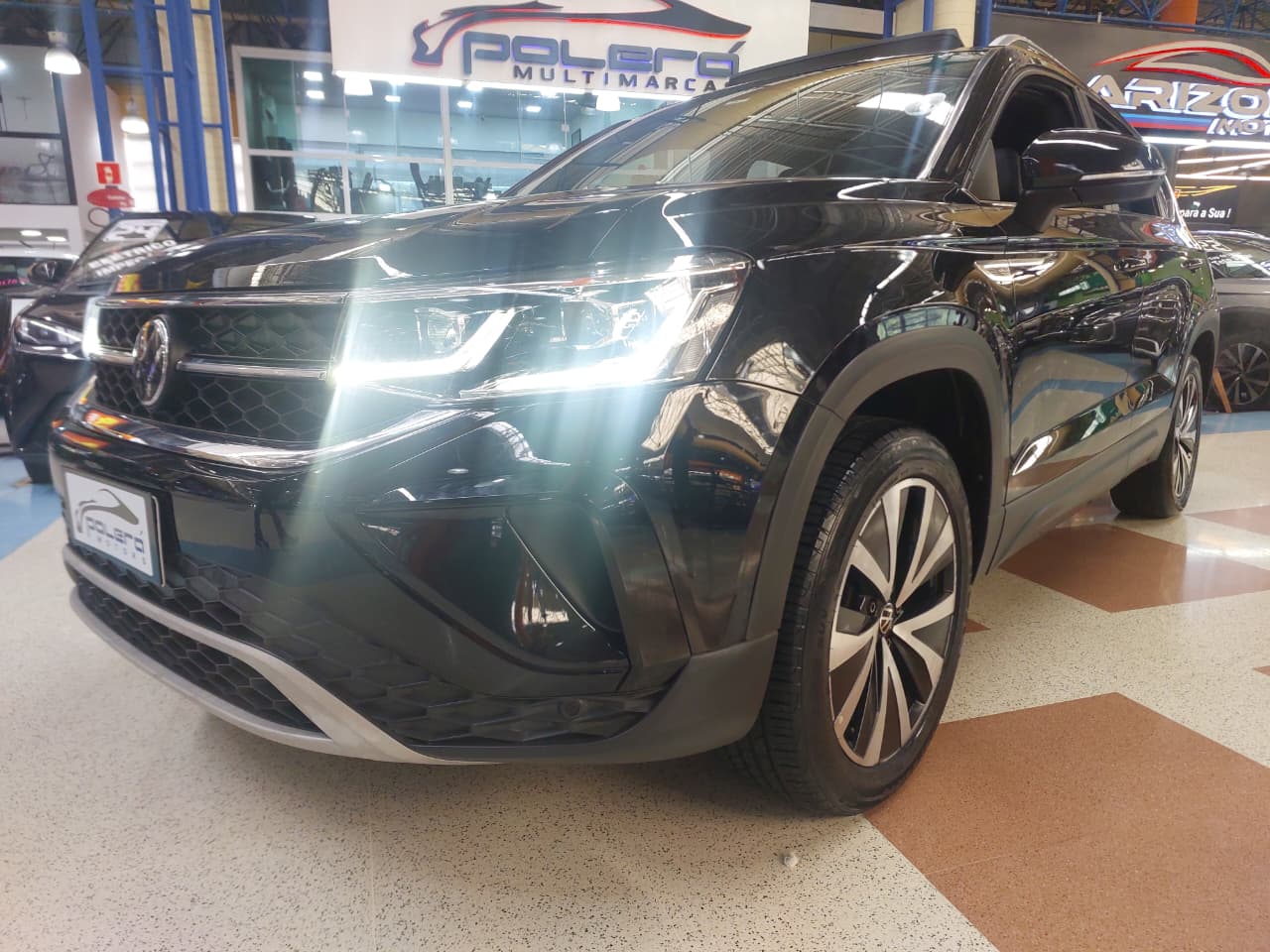 VOLKSWAGEN TAOS