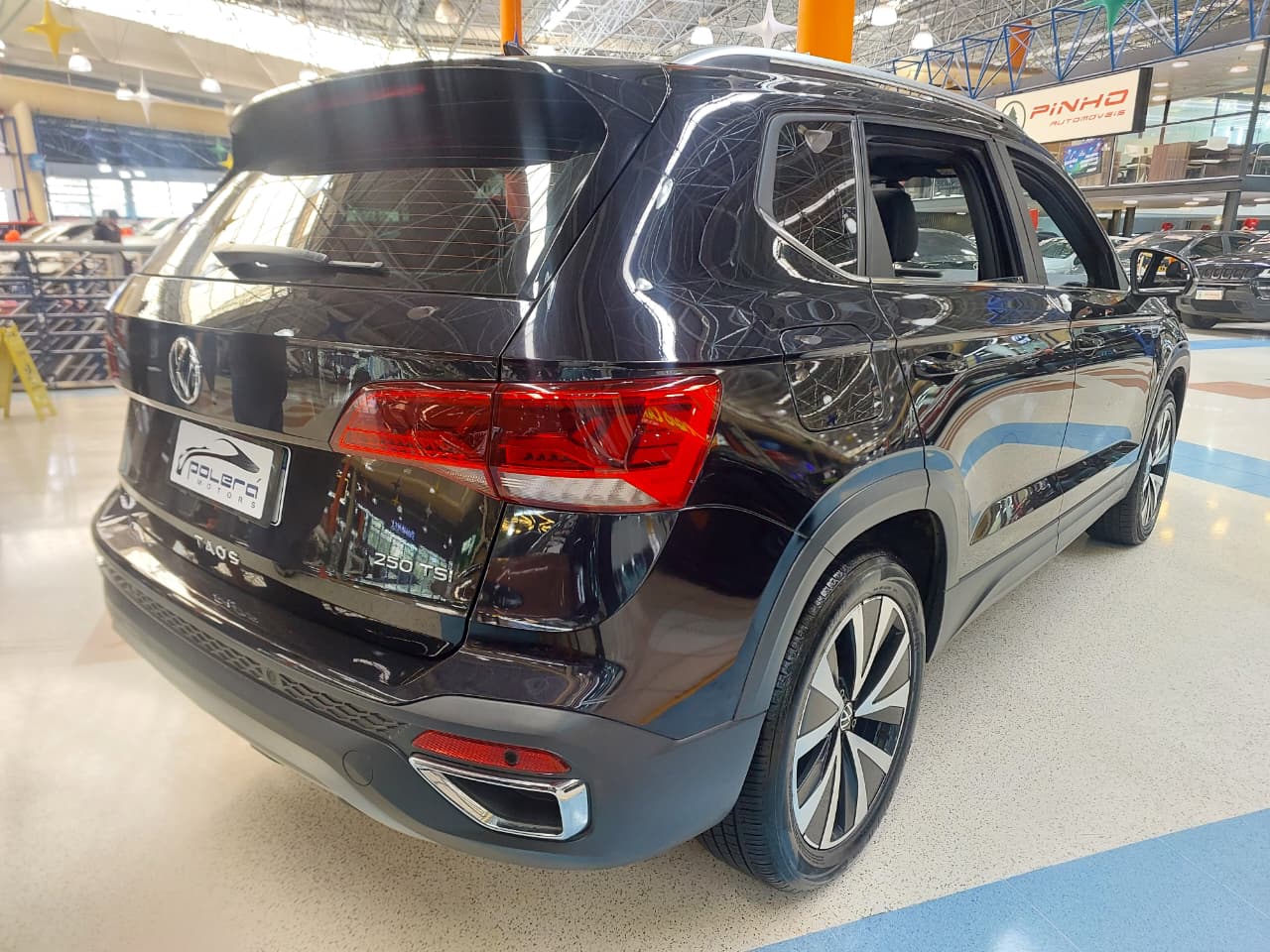 VOLKSWAGEN TAOS
