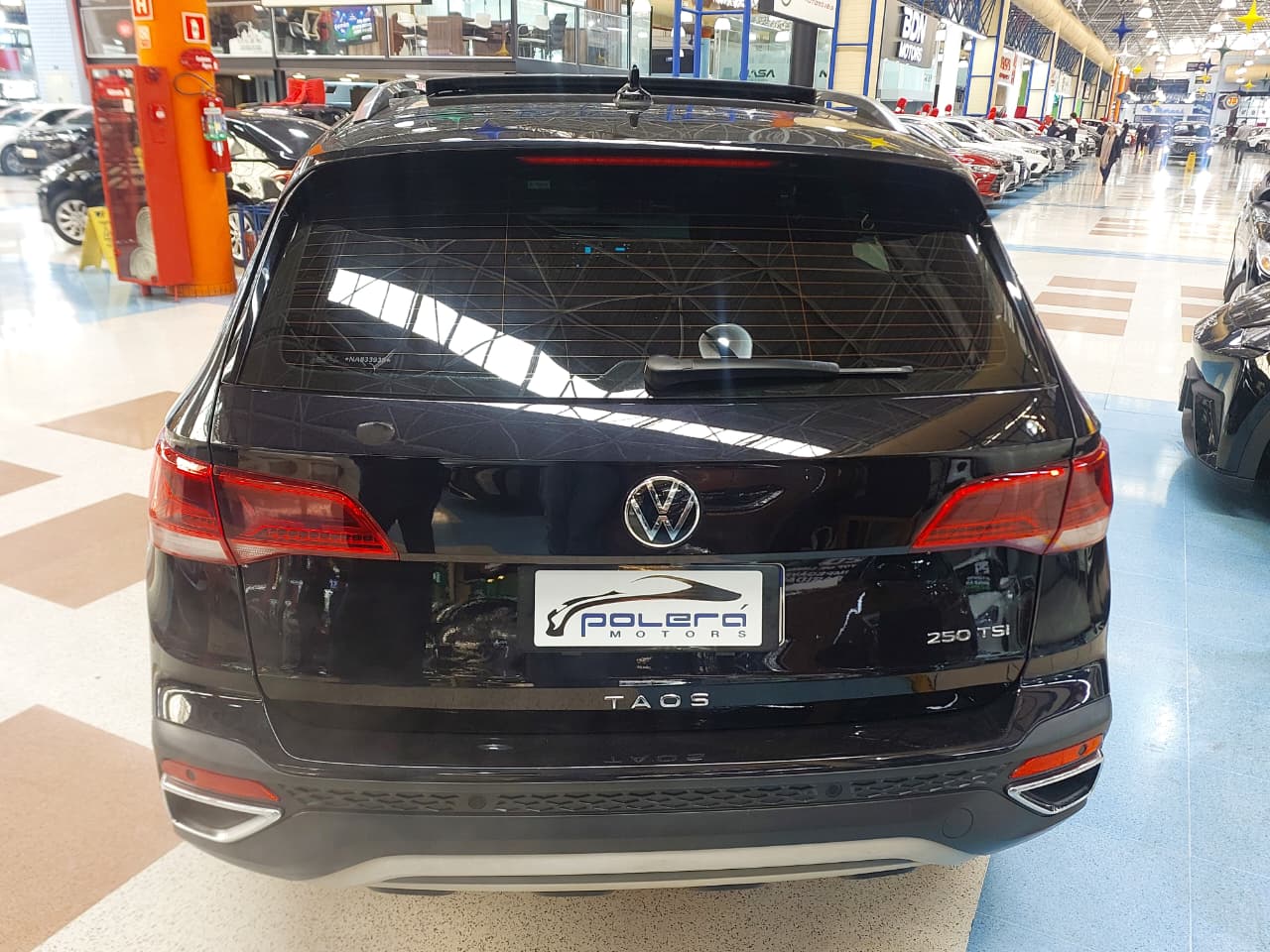 VOLKSWAGEN TAOS