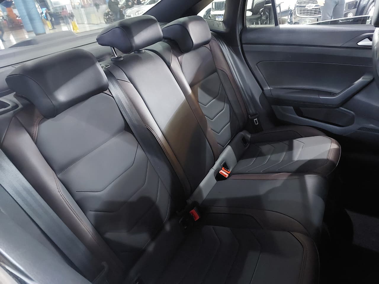 VOLKSWAGEN VIRTUS