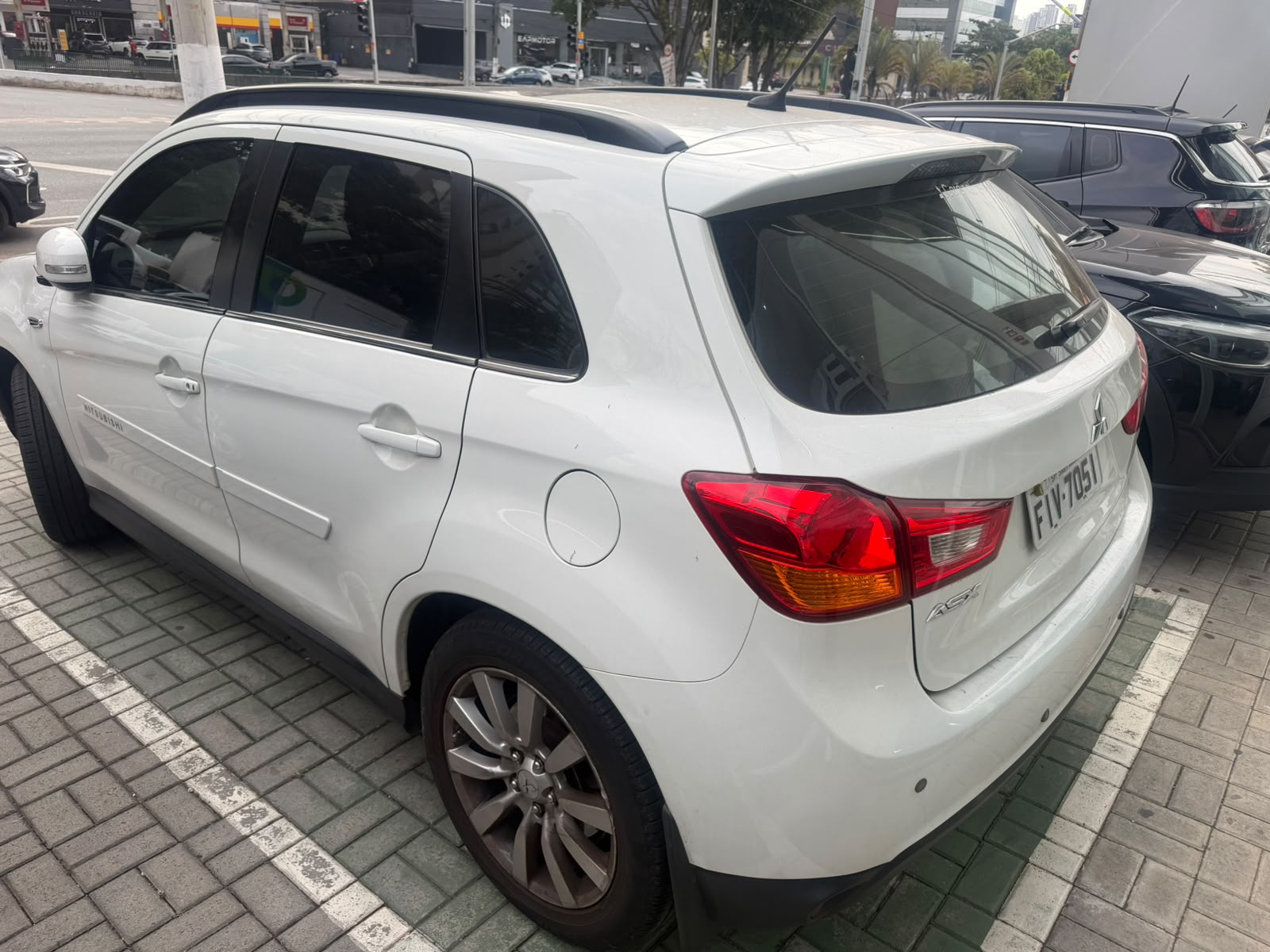 MITSUBISHI ASX