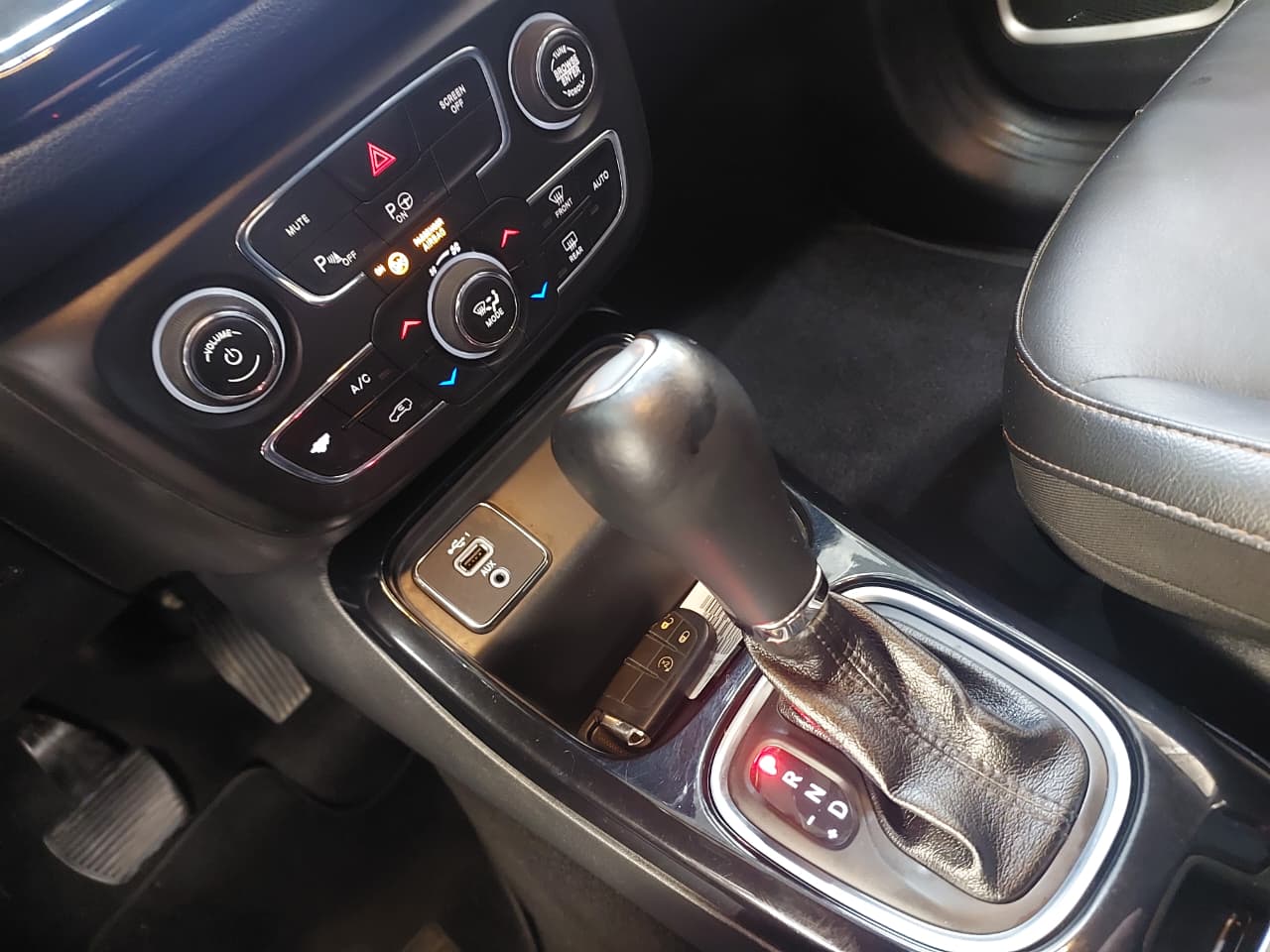 JEEP COMPASS