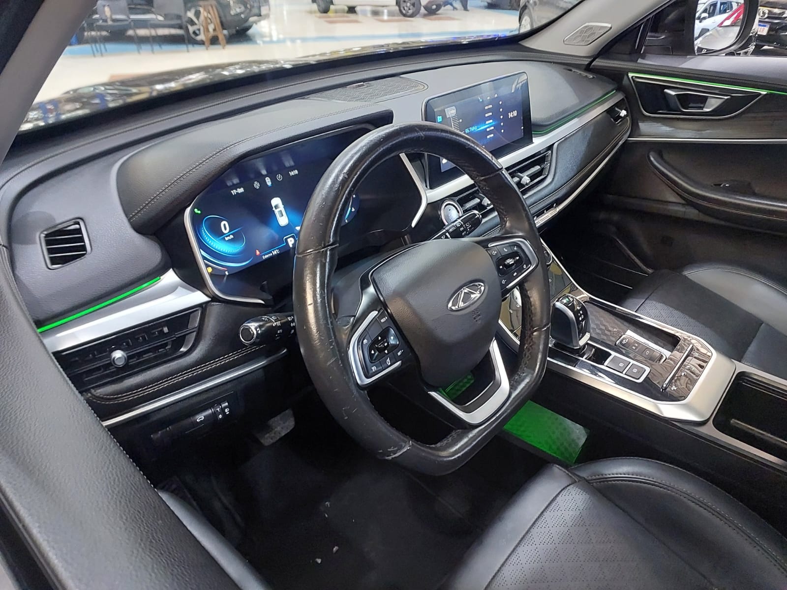 CHERY TIGGO 8
