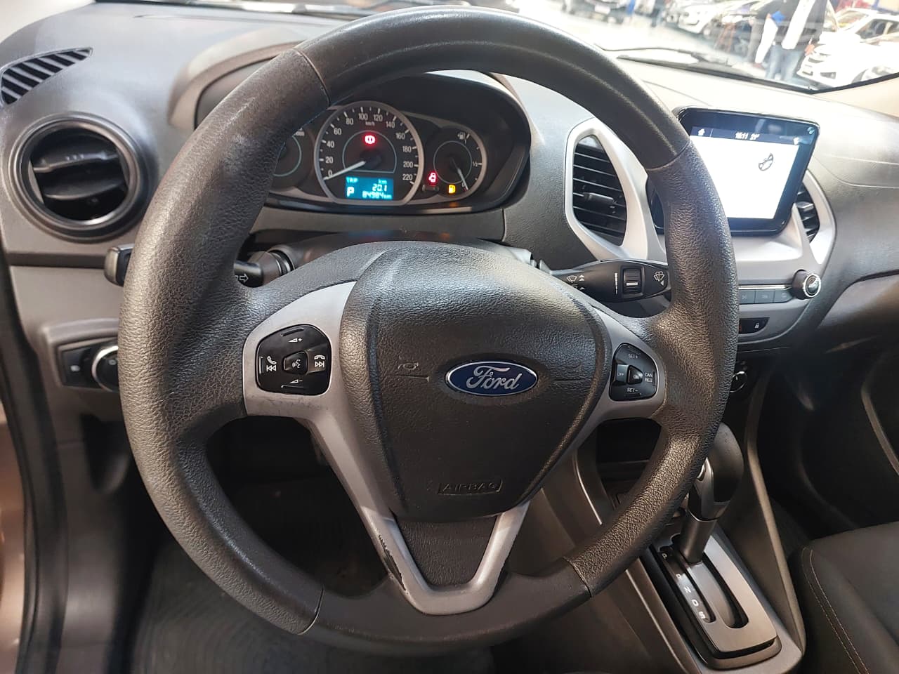 FORD KA +