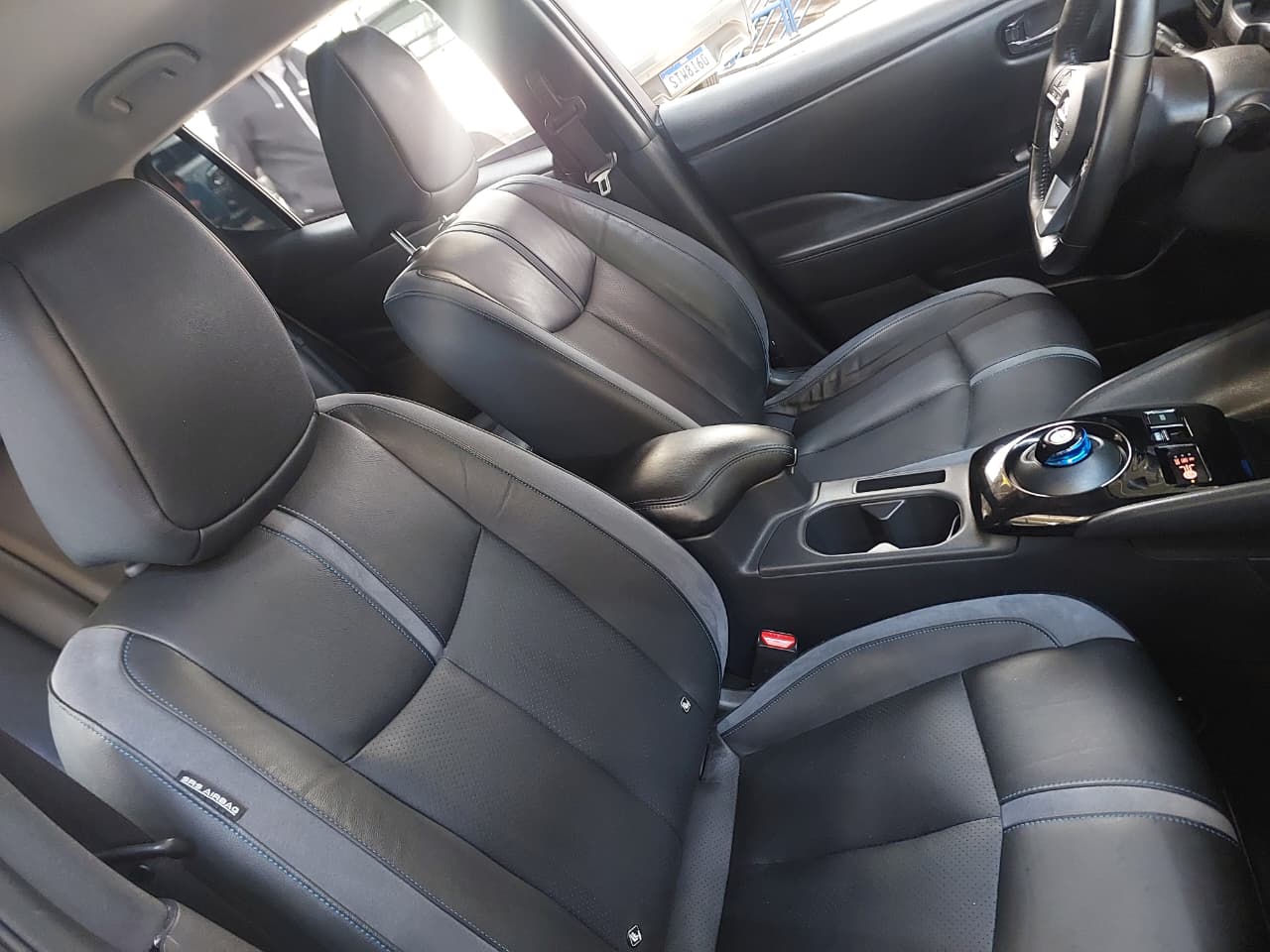 NISSAN LEAF