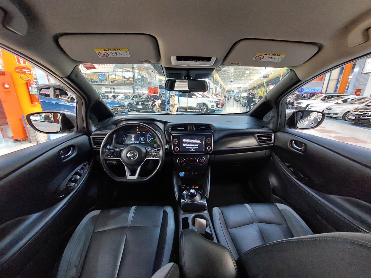 NISSAN LEAF