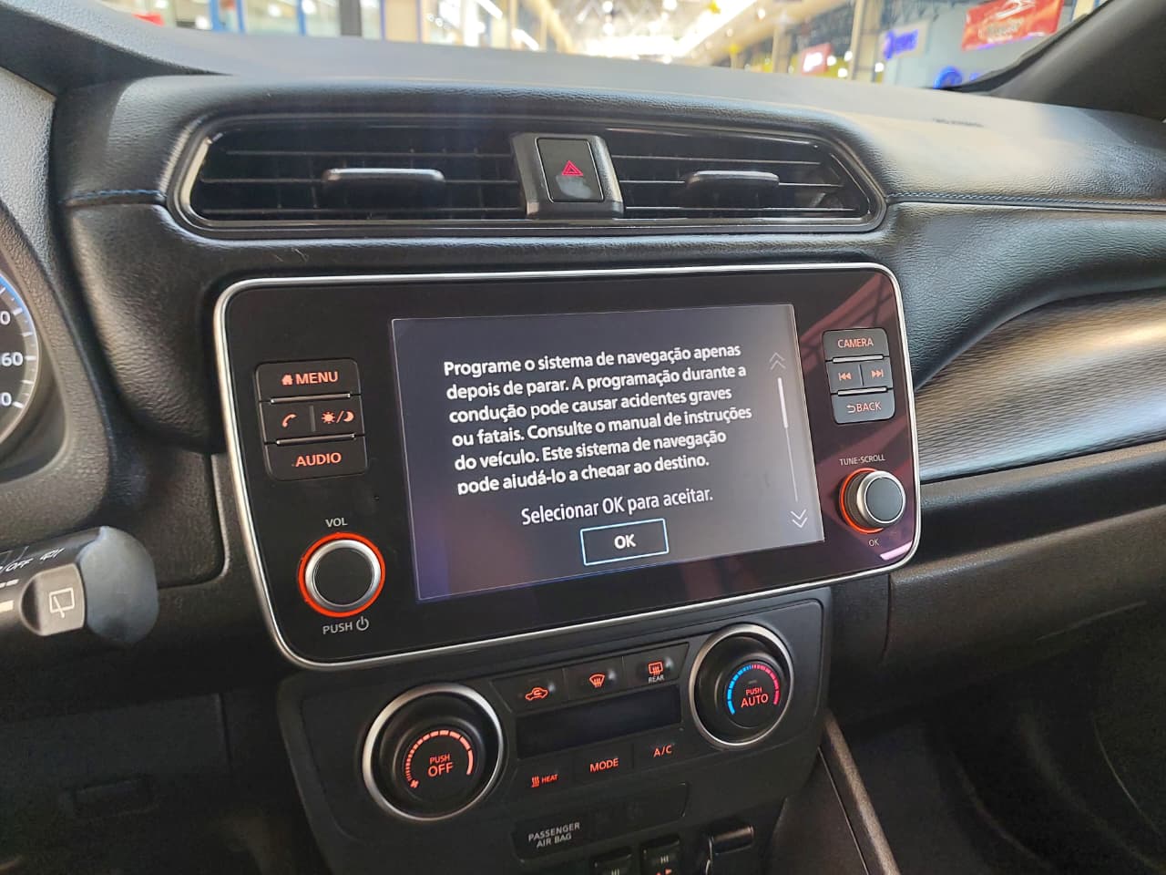 NISSAN LEAF