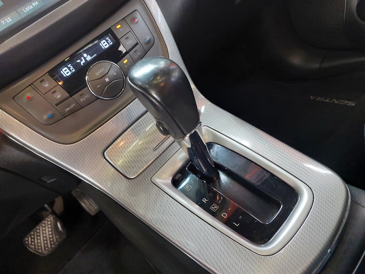 NISSAN SENTRA