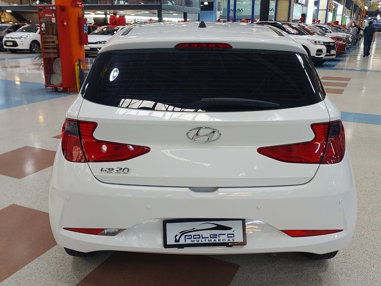 HYUNDAI HB20
