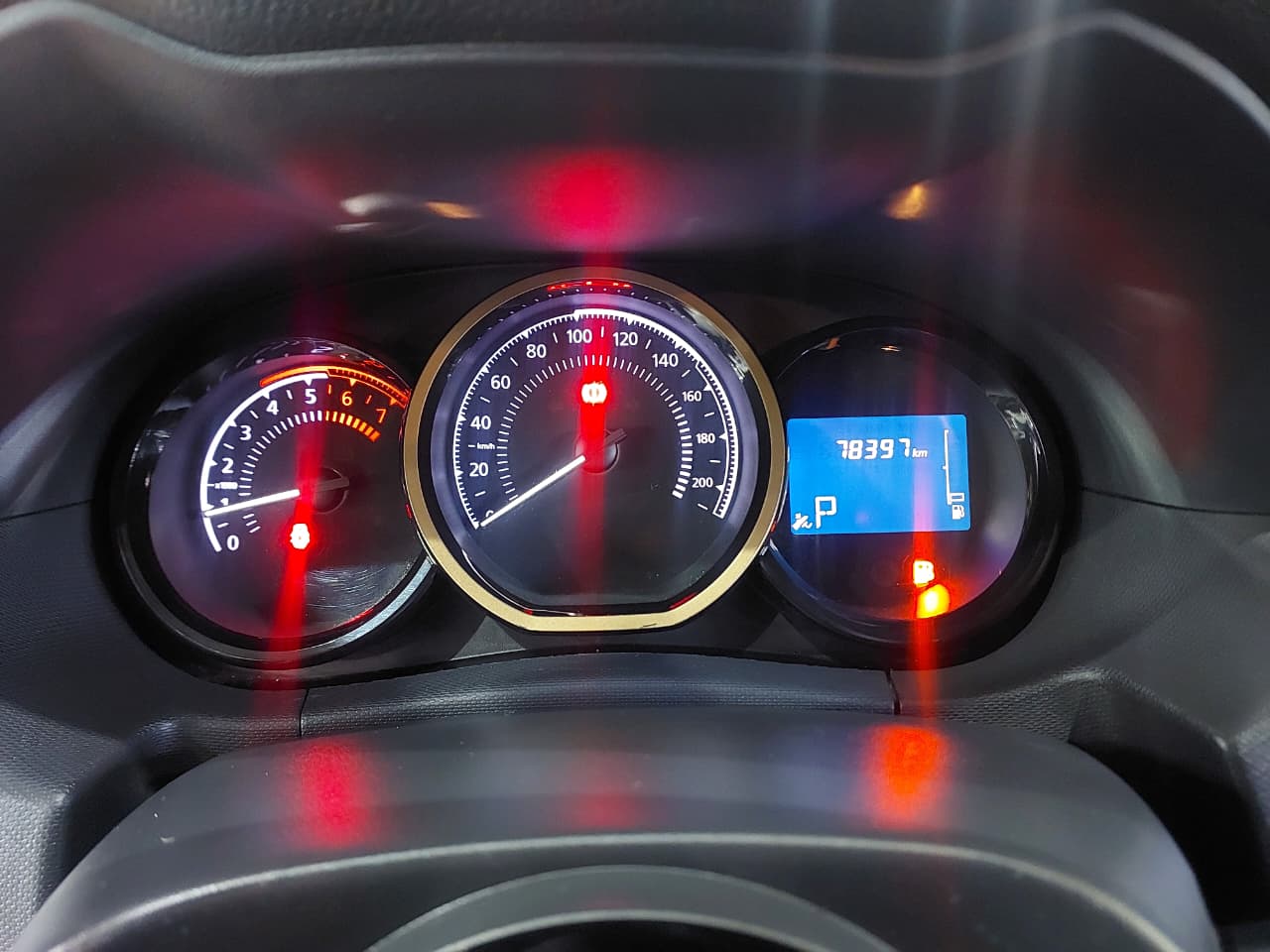 RENAULT DUSTER
