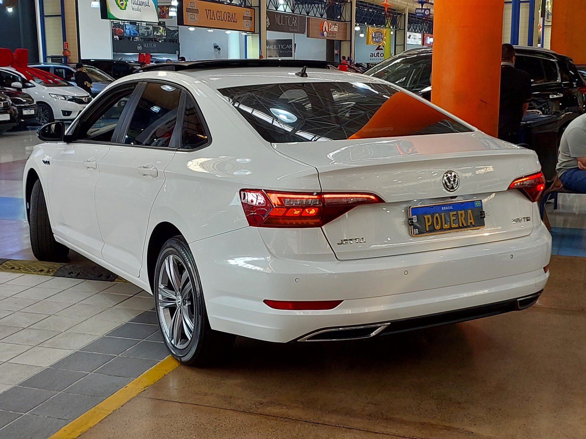 VOLKSWAGEN JETTA