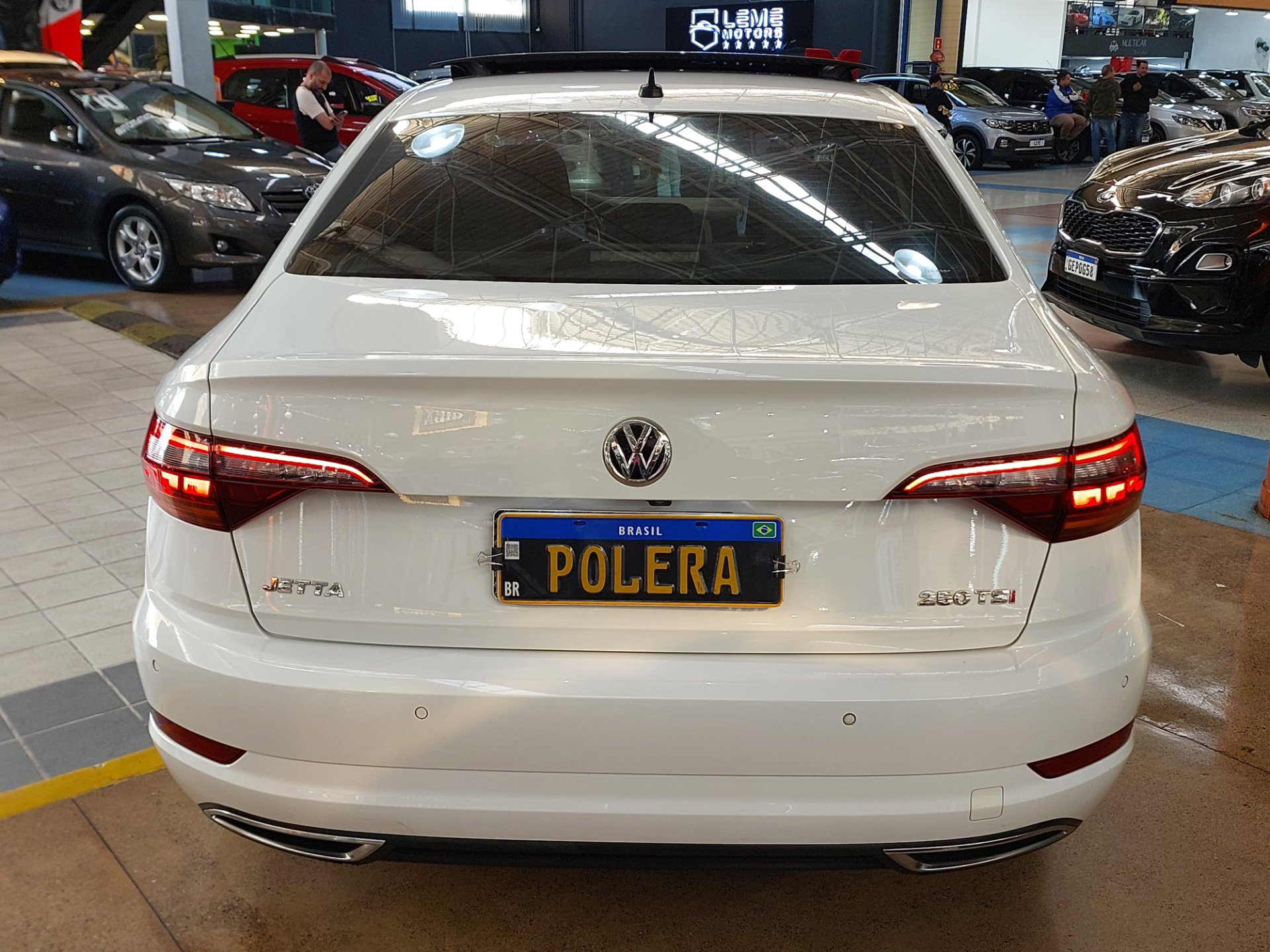 VOLKSWAGEN JETTA