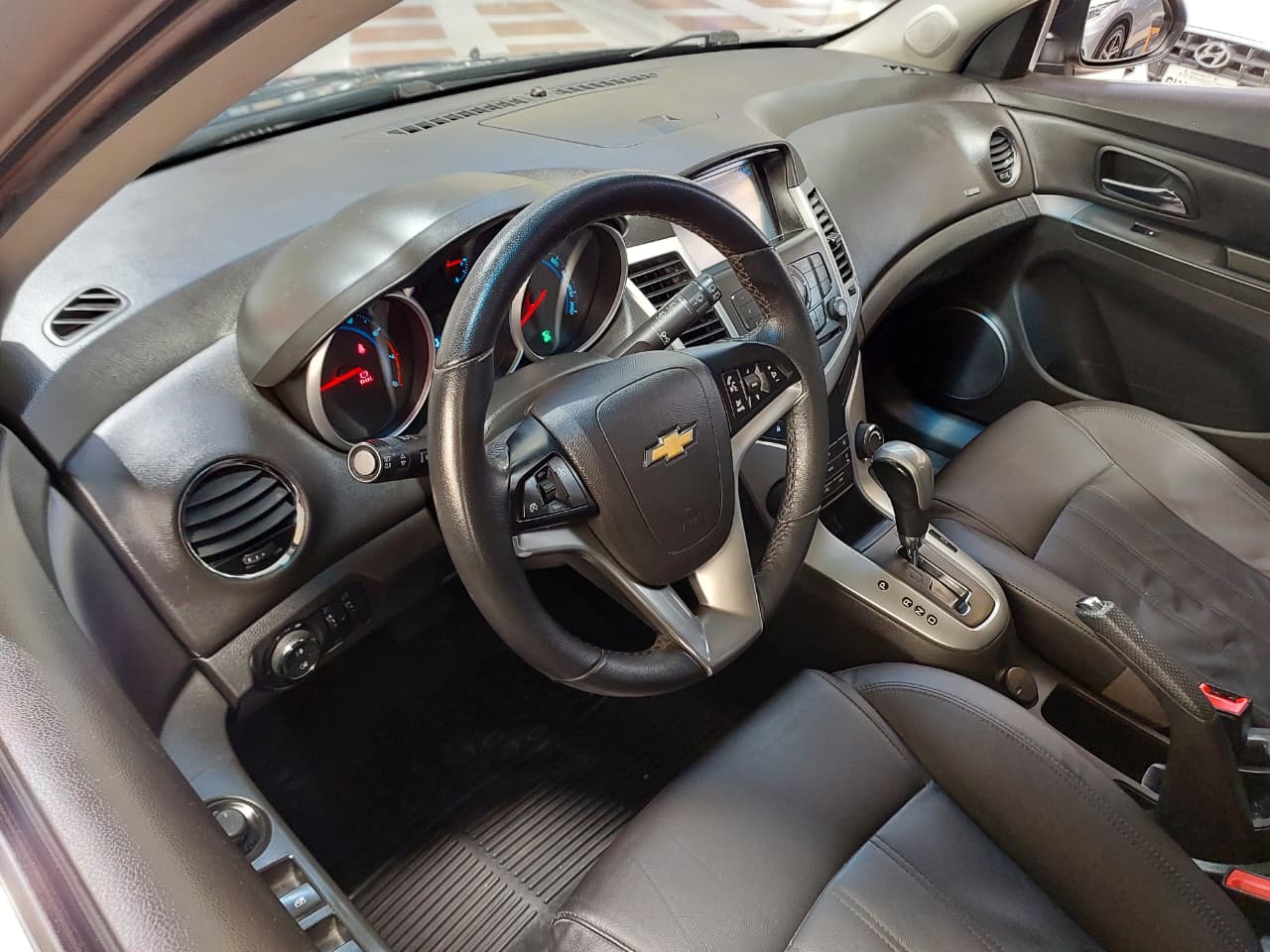 CHEVROLET CRUZE
