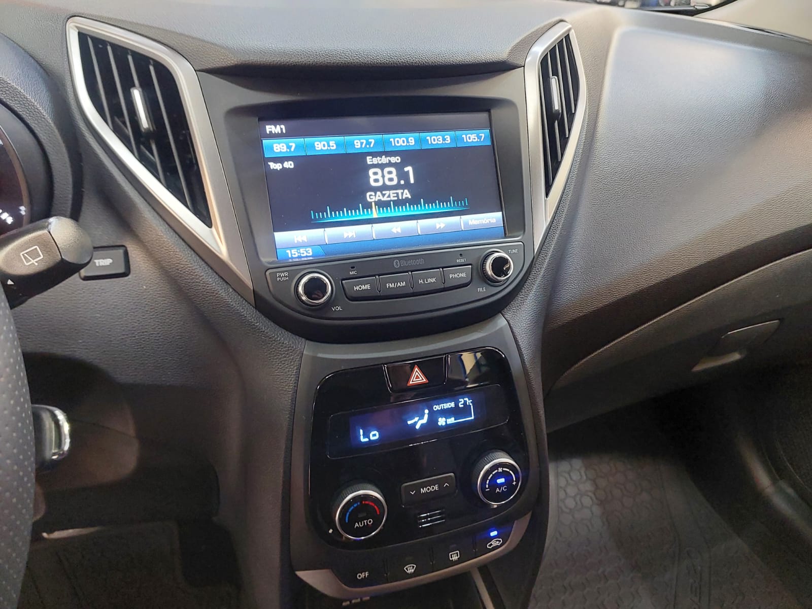 HYUNDAI HB20X