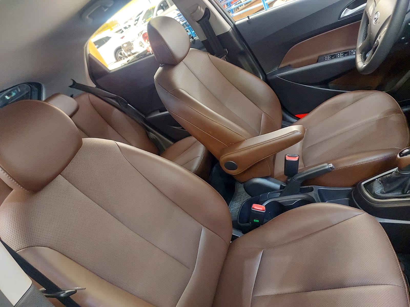 HYUNDAI HB20X