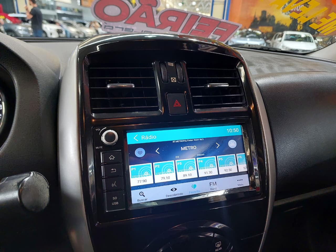 NISSAN VERSA