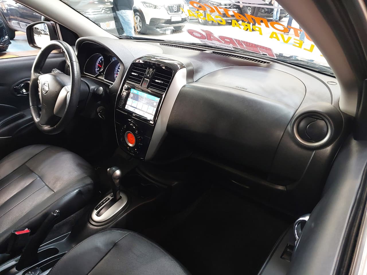 NISSAN VERSA