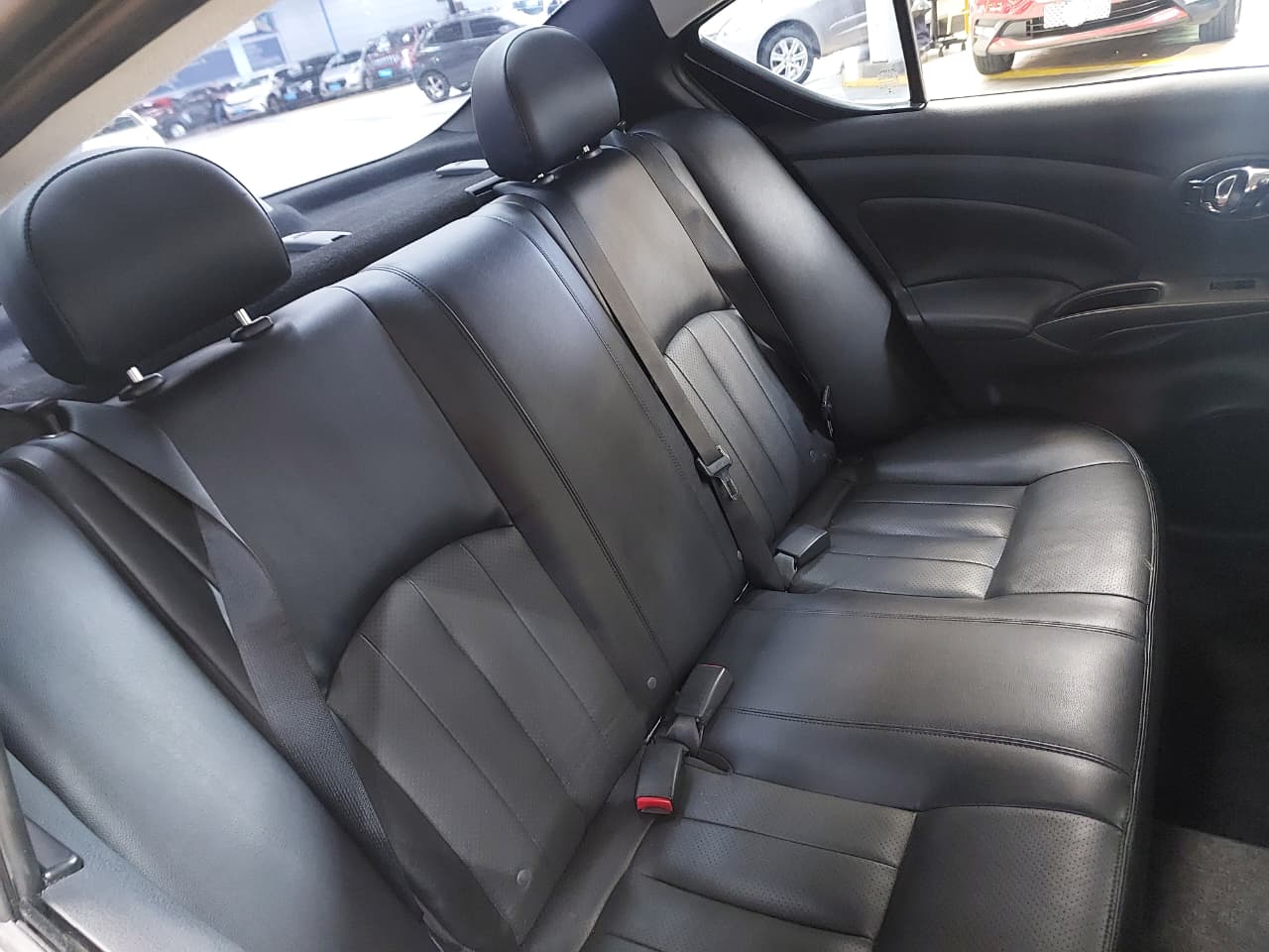 NISSAN VERSA