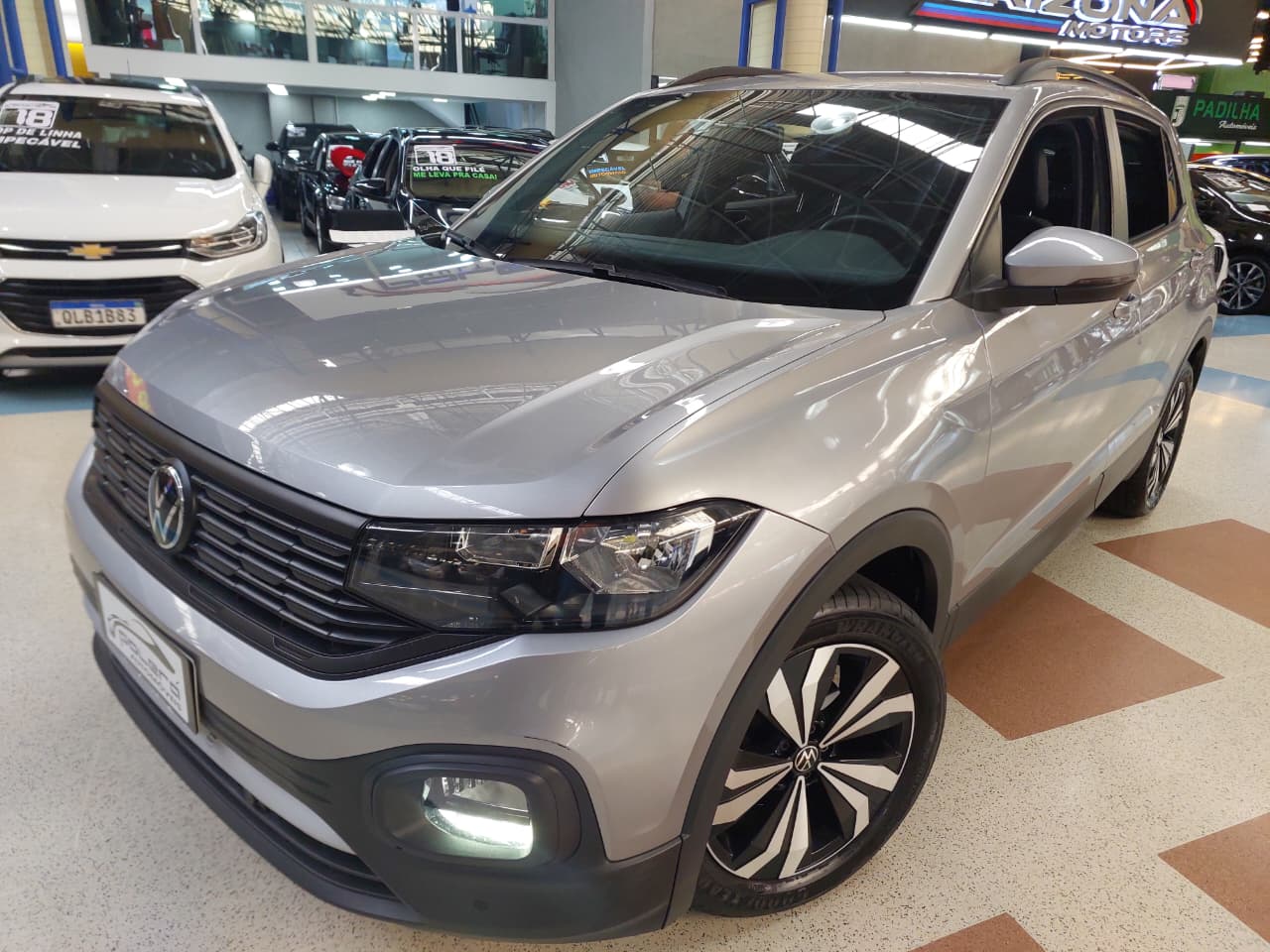 VOLKSWAGEN T-CROSS