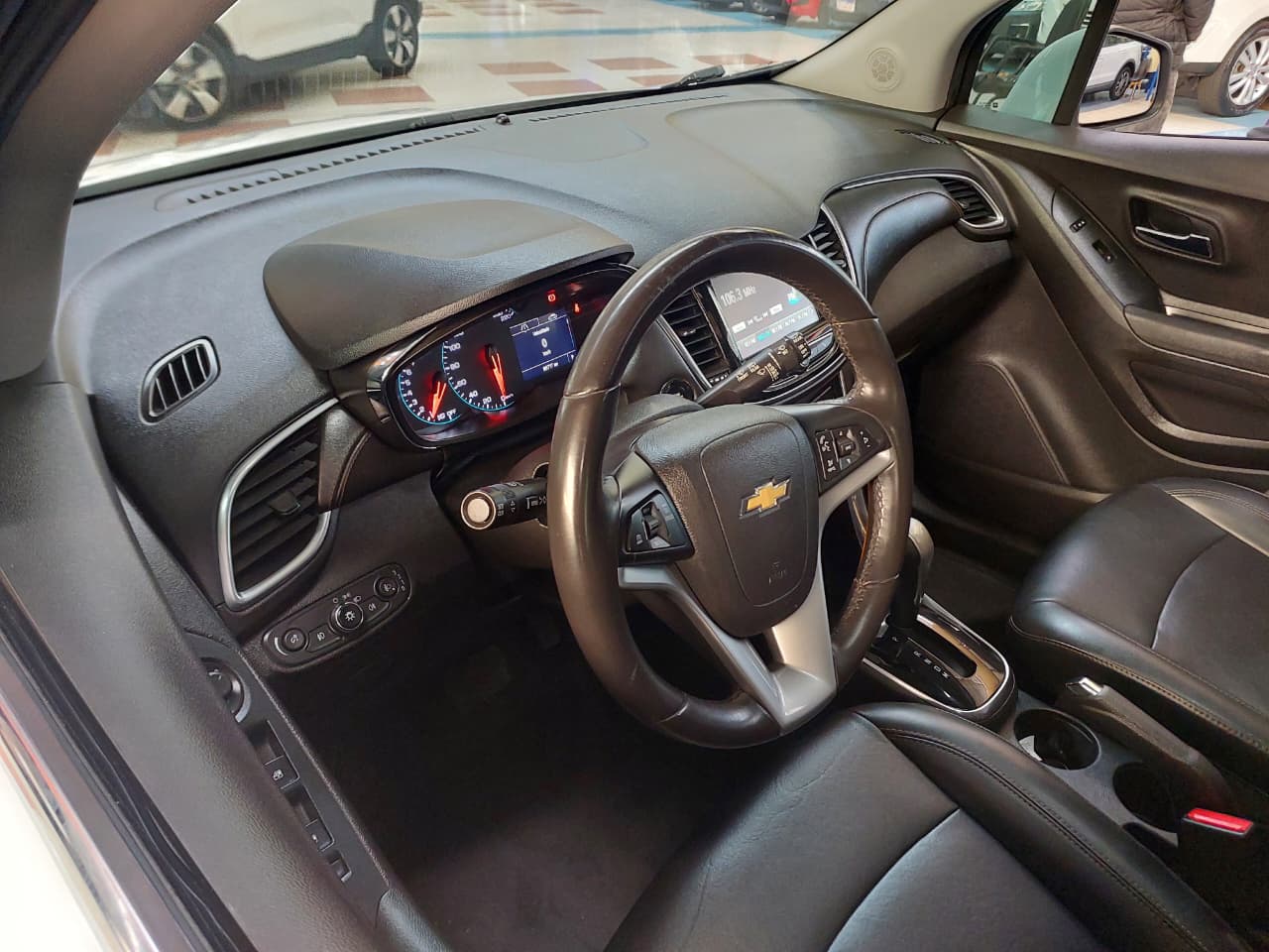 CHEVROLET TRACKER