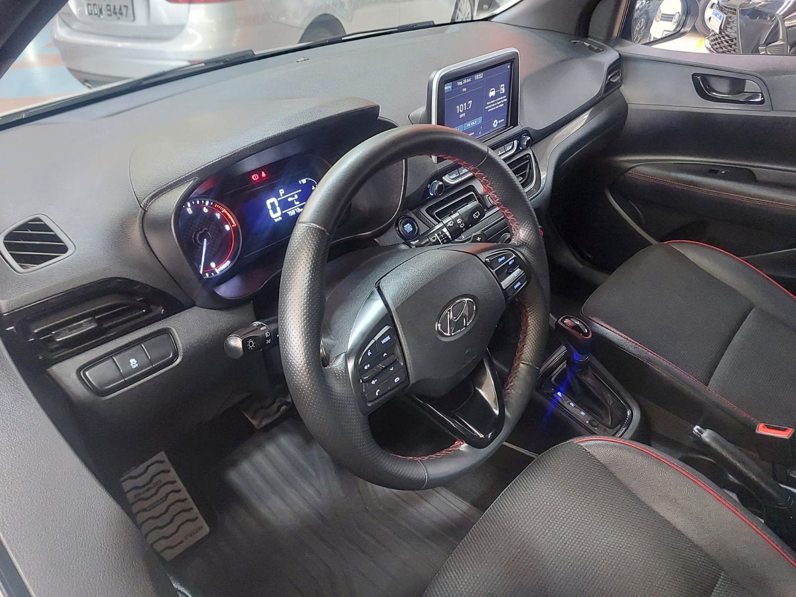 HYUNDAI HB20