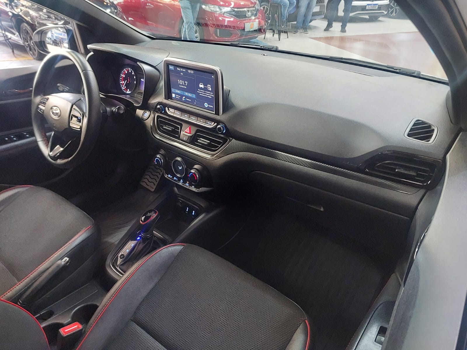 HYUNDAI HB20