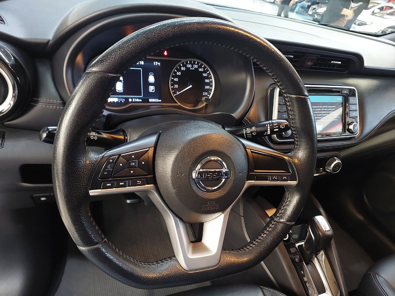 NISSAN KICKS