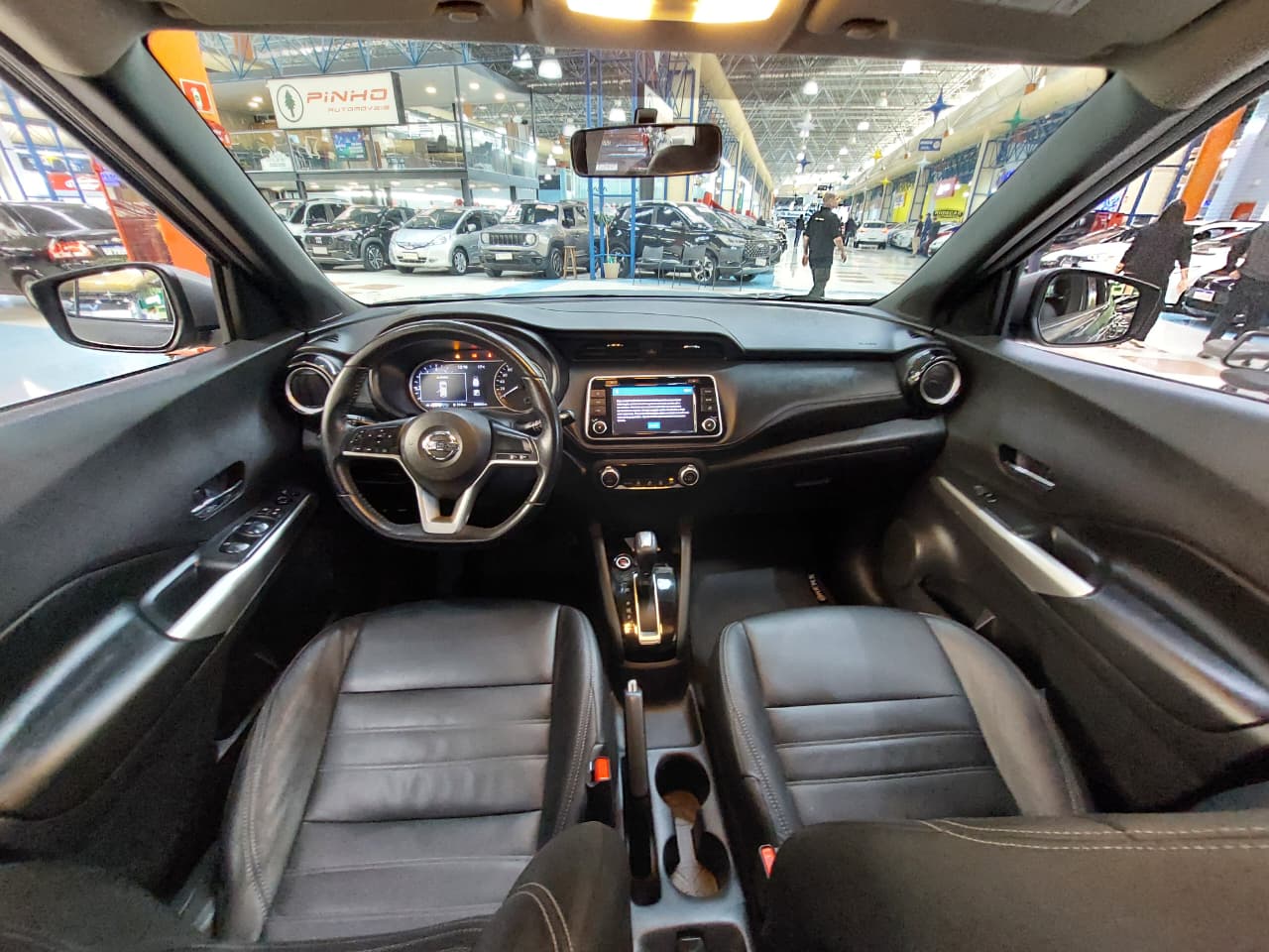 NISSAN KICKS