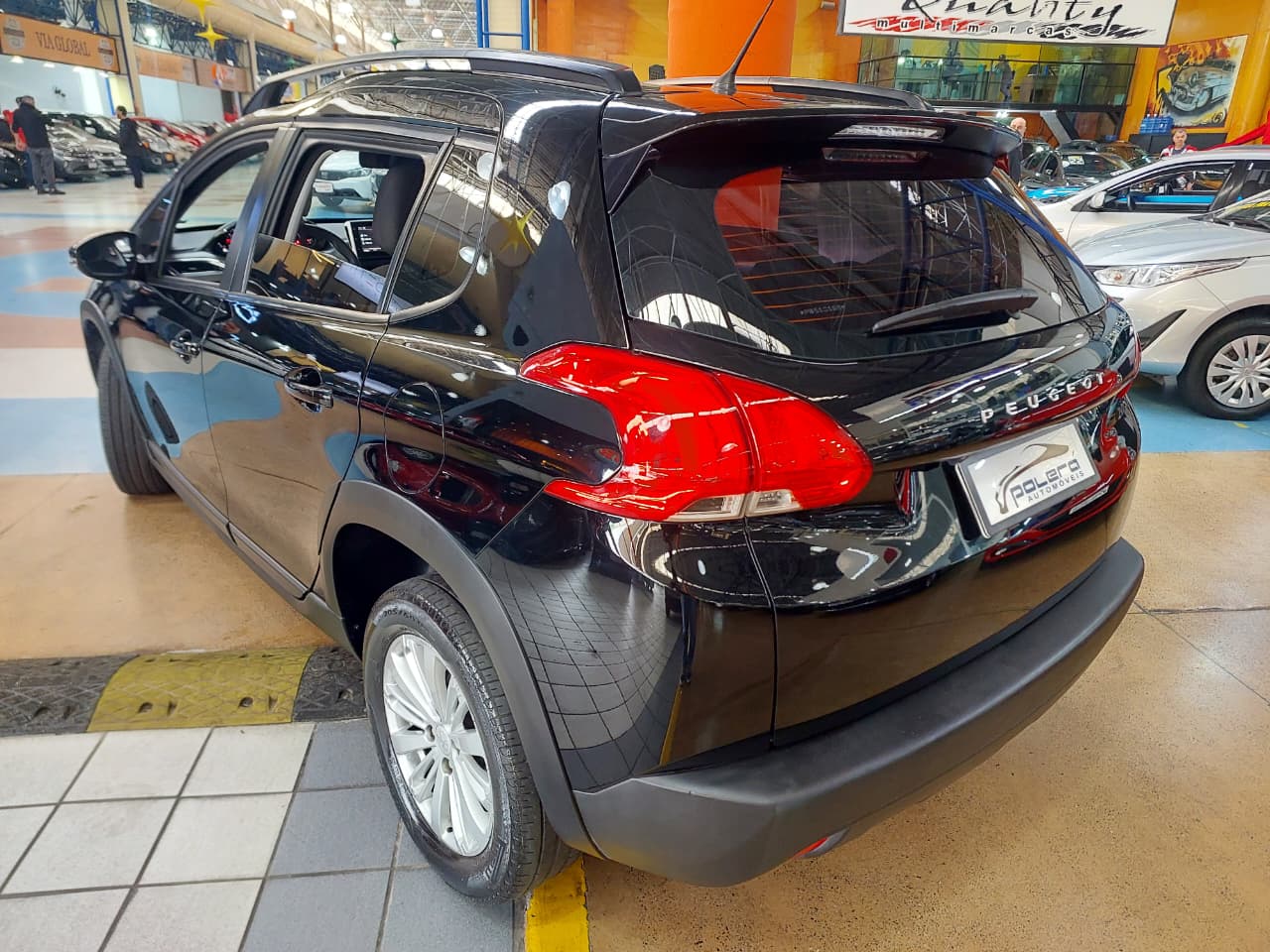 PEUGEOT 2008