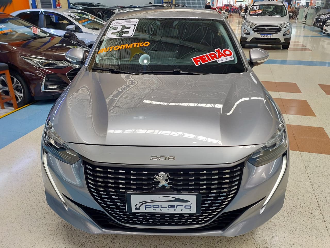 PEUGEOT 208