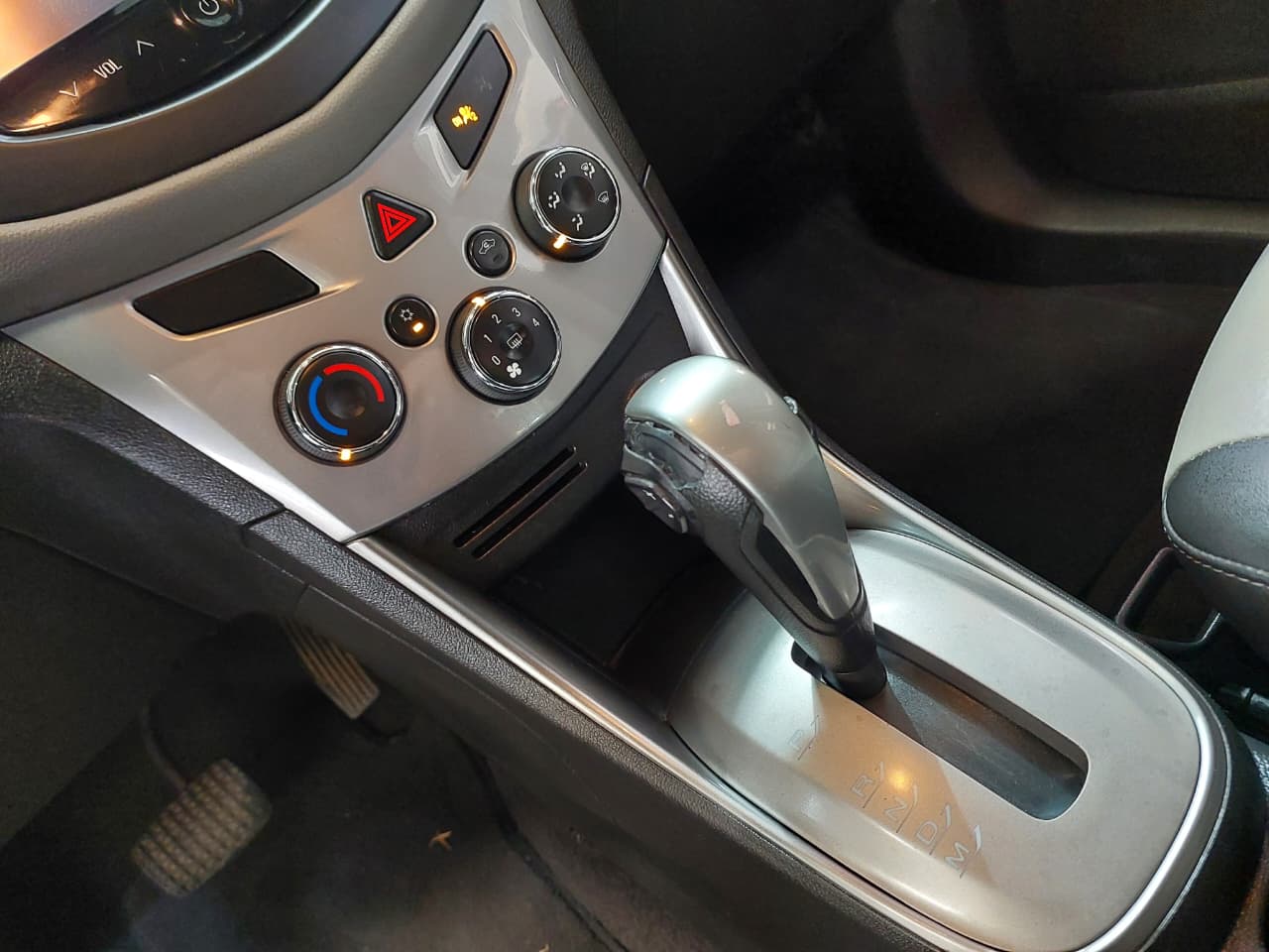CHEVROLET TRACKER