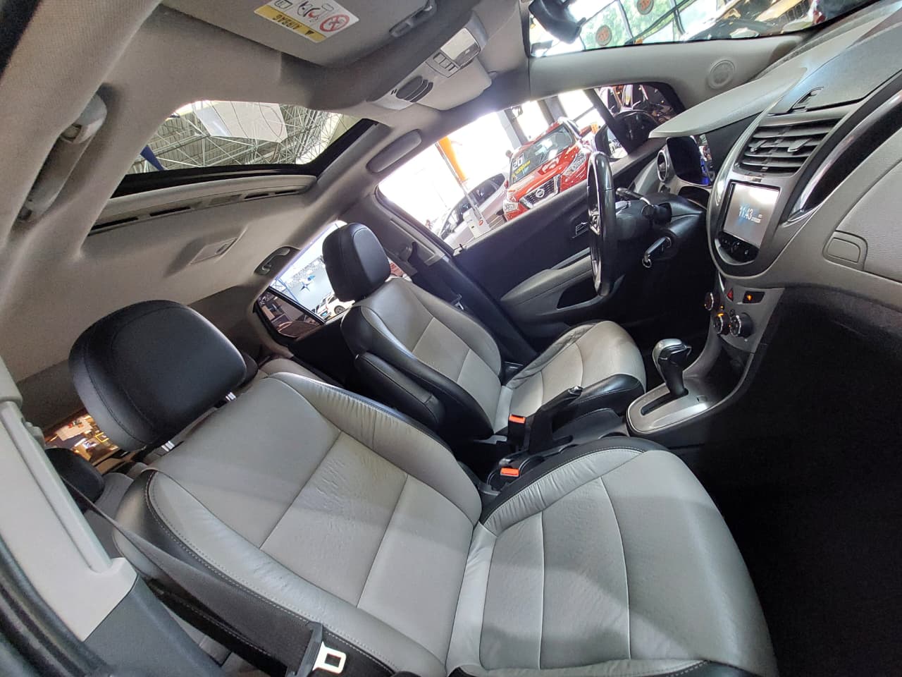 CHEVROLET TRACKER