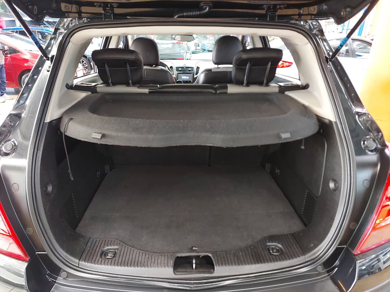 CHEVROLET TRACKER