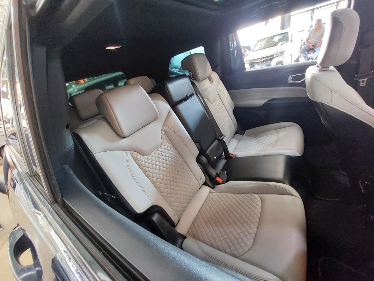 JEEP COMMANDER
