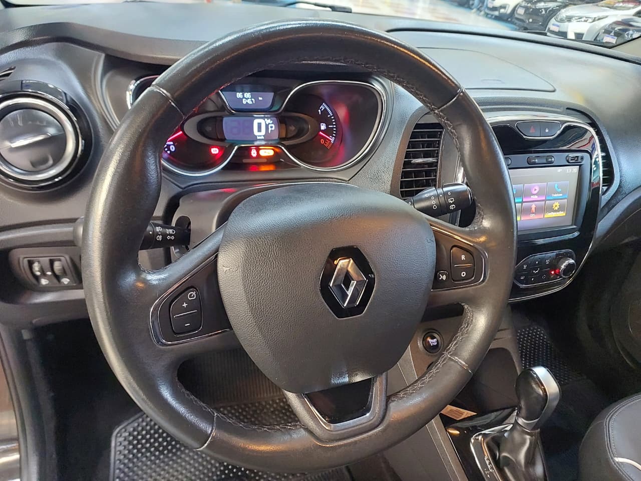 RENAULT CAPTUR