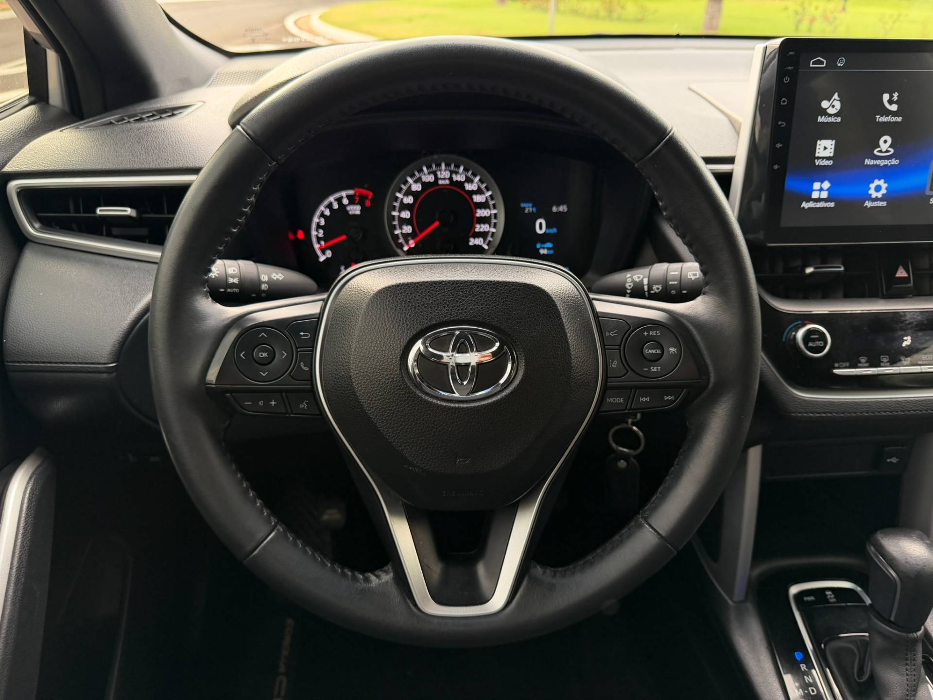 TOYOTA COROLLA CROSS